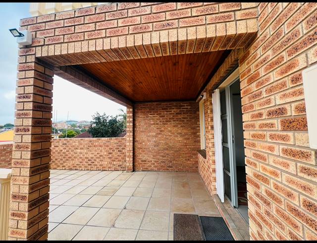 3 BEDROOM HOUSE FOR SALE IN NEWLANDS WEST